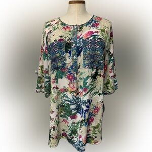 Fig and Flower Multicolor Floral Blouse